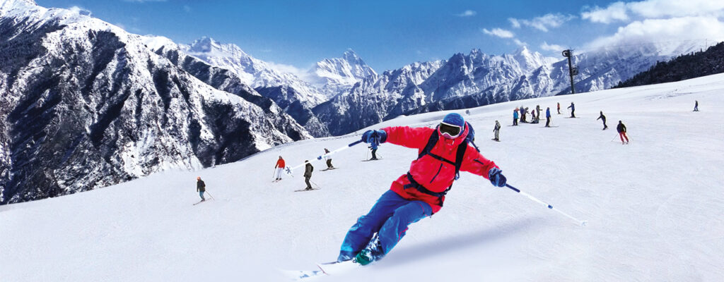 Skiing Auli