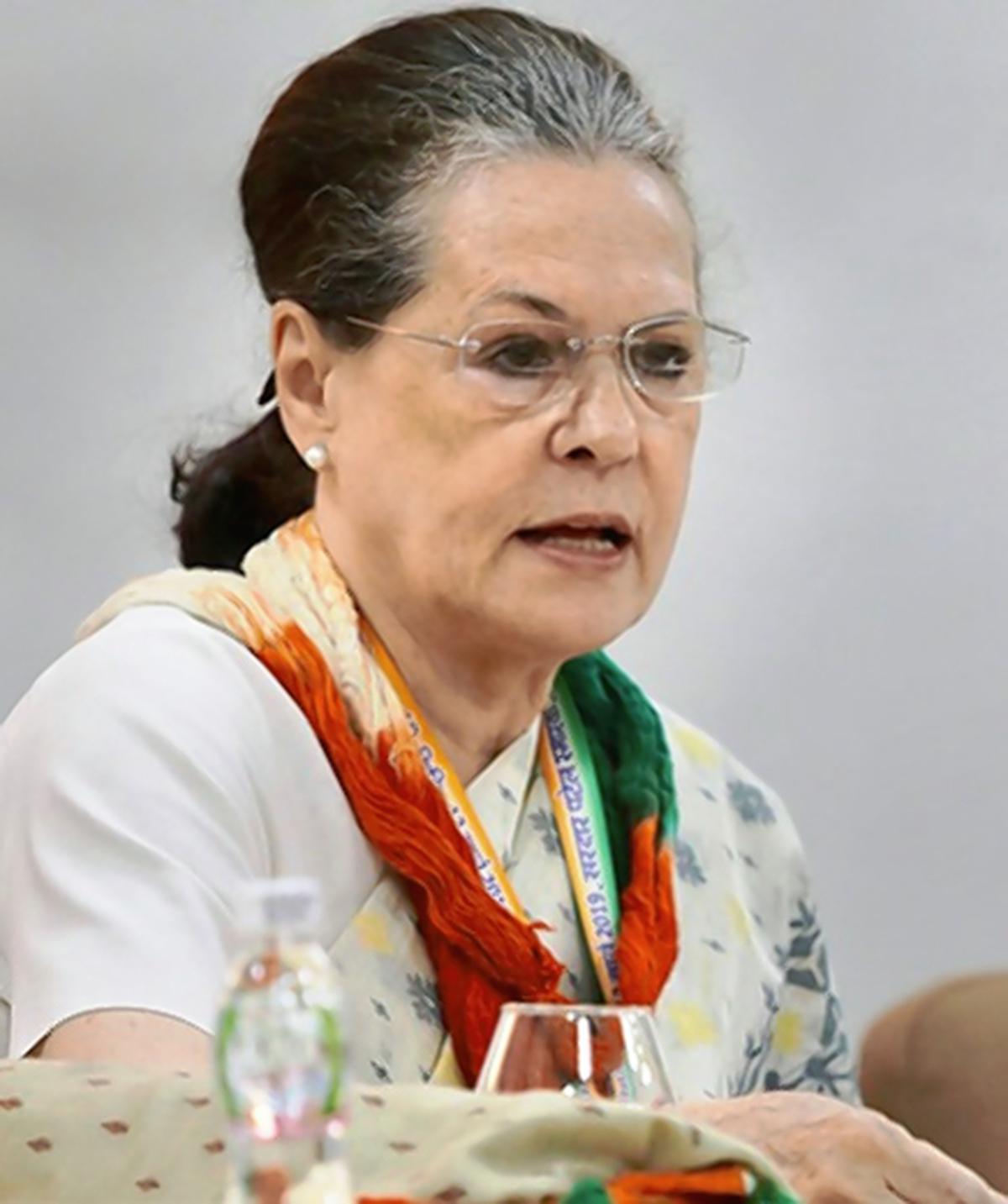 sonia-gandhi-f सोनिया गांधी ने मणिपुर हिंसा पर कहा- मां के रूप में आपके दर्द को समझती हूं