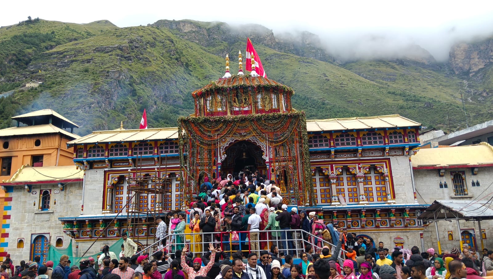 badrinath temple news