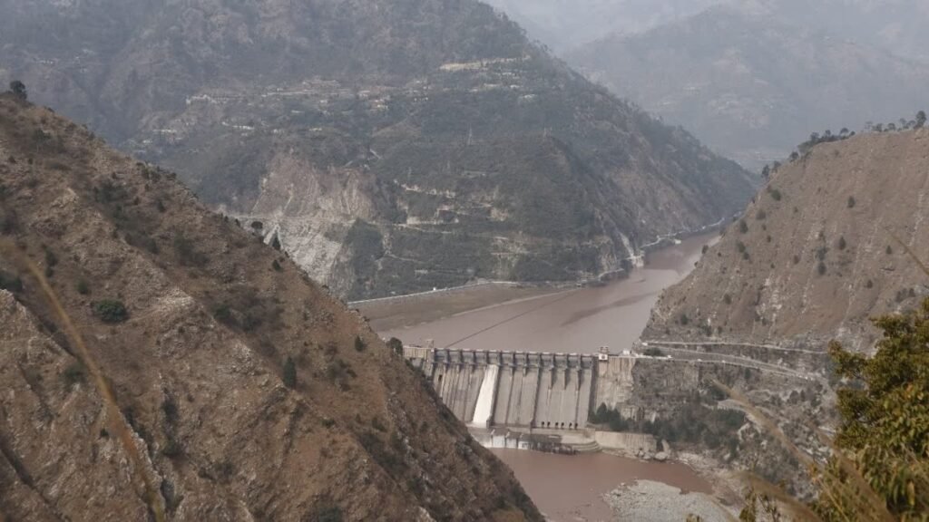 जम्मू-कश्मीर में एनएचपीसी जलविद्युत परियोजनाओं को वापस लेने का कोई प्रस्ताव नहीं