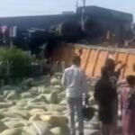 देहरादून के मोहब्बेवाला में अनियंत्रित होकर पलटा सीमेंट से भरा ट्रक, एक व्यक्ति की मौत और दो घायल