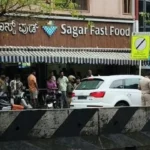 बेंगलुरु के कोरमंगला में एक लग्जरी कार के भीतर मिला 46 वर्षीय व्यक्ति का शव