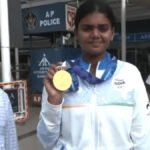 एशियाई खेलों में शानदार प्रदर्शन के बाद विजयवाड़ा लौटीं ज्योति सुरेखा, हुआ भव्य स्वागत