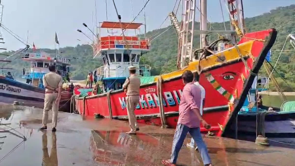 कर्नाटक के कारवार बंदरगाह पर दम घुटने से ओडिशा के दो मजदूरों की मौत, एक की हालत गंभीर