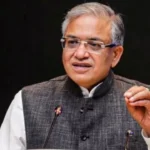 चुनाव आयोग के समर्थन में आए 124 पूर्व नौकरशाह, कहा- शक सबूत नहीं होता