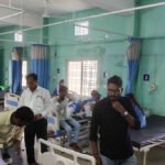 छत्तीसगढ़ के बलरामपुर में मधुमक्खियों के हमले से दर्जनभर से अधिक छात्र घायल