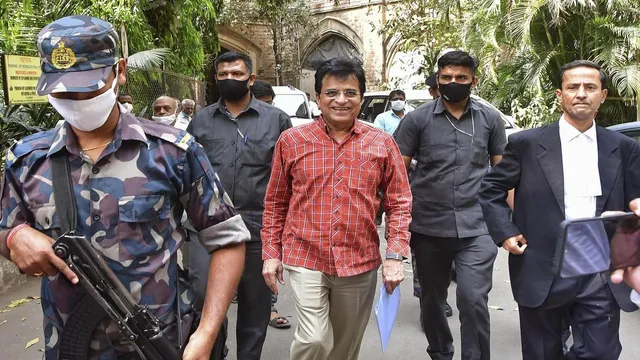 मुंबई एयरपोर्ट के पास मस्जिद के विवाद पर किरीट सोमैया की घोषणा, निकालेंगे 'हथौड़ा रैली'