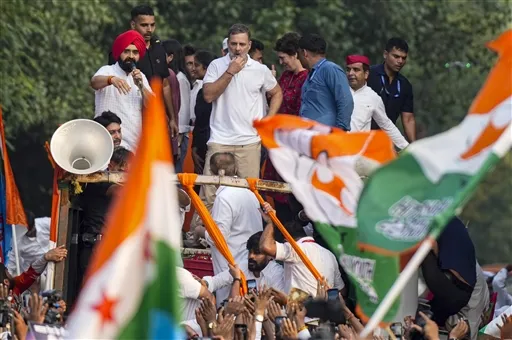 e0a4aee0a581e0a496e0a58de0a4af-e0a49ae0a581e0a4a8e0a4-real-11 मुख्य चुनाव आयुक्त को हटाने और एसआईआर रोकने की मांग को लेकर विपक्ष का सुप्रीम कोर्ट तक मार्च