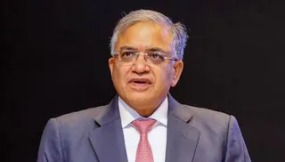 e0a4b5e0a4bfe0a4aae0a495e0a58de0a4b7e0a580-e0a4a6e0a4-real-1 विपक्षी दलों के प्रदर्शनों के साए में मुख्य चुनाव आयुक्त ज्ञानेश कुमार की सुरक्षा घेरा सख्त, बढ़ाई गई Z+ सुरक्षा