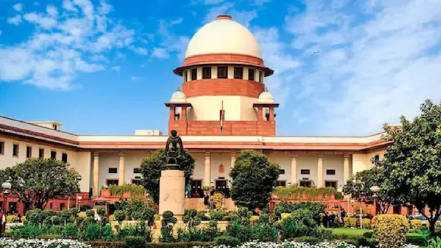 सुप्रीम कोर्ट में दिल्ली पाबंदियों पर सुनवाई, केंद्र सरकार ने स्पष्ट की स्थिति